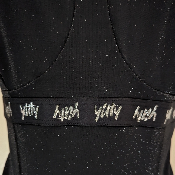 Yitty Spotlight Shaping Demi Cup Thong Bodysuit - Picture 6 of 10